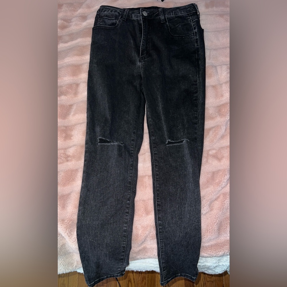 SHEIN High Rise Black Distressed Straight Leg Jeans – Size 6